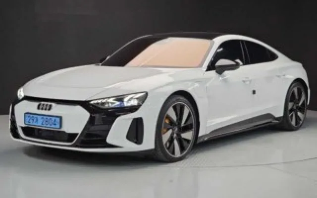 인천연체자중고차할부 e-트론 GT GT 콰트로 프리미엄 매물 사진 8 - 2024/10 3,730km